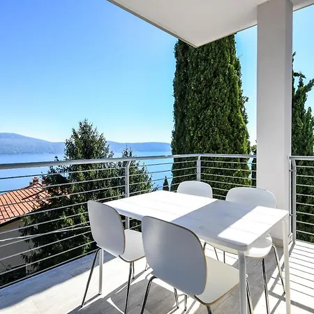 Luxury 2 Apartment Pulciano