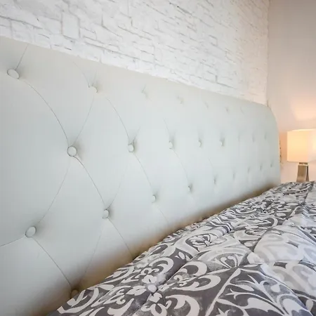 Apartment Luxury 2 Pulciano